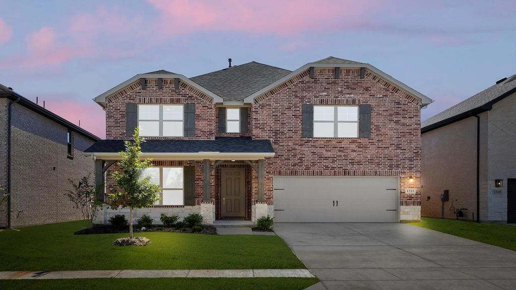 1323 Burgess Street, Royse City