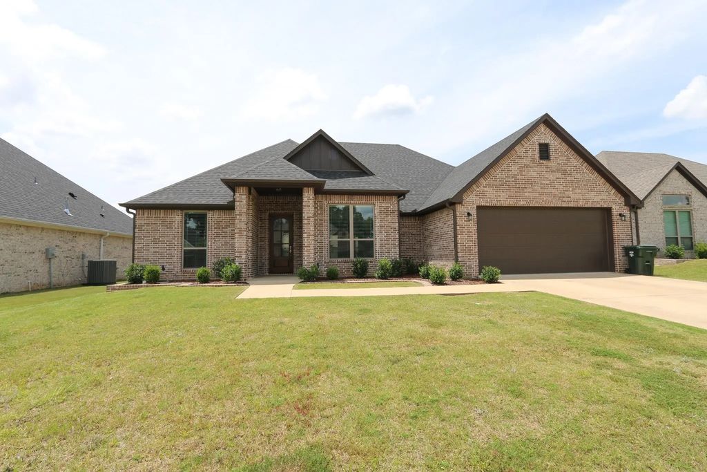 11747 Jayden Lane, Tyler