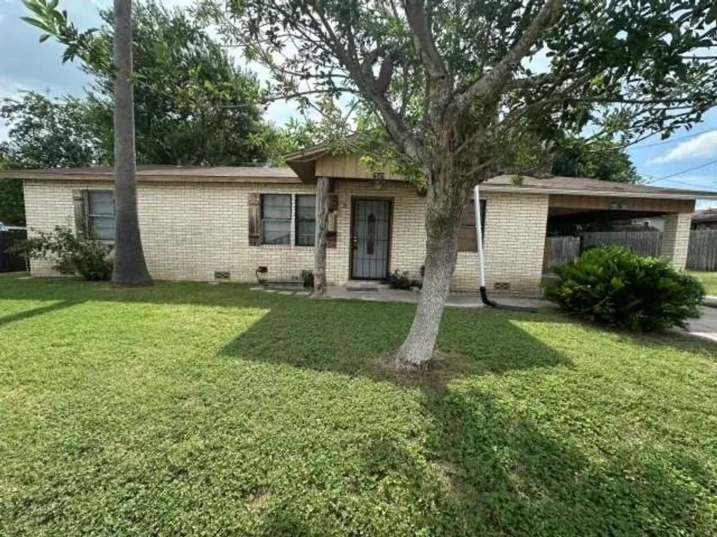 405 S 9th Street, Kenedy