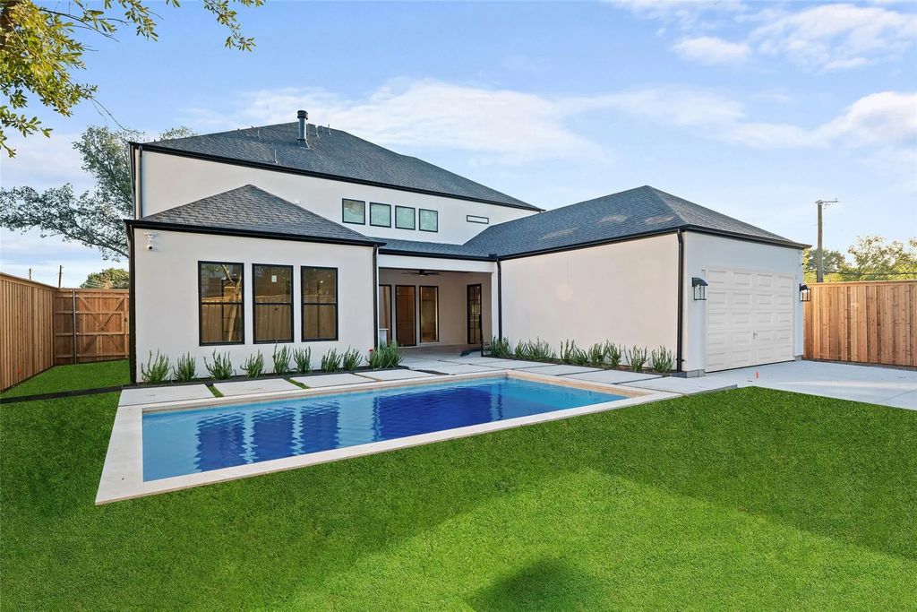 3373 Townsend Drive, Dallas
