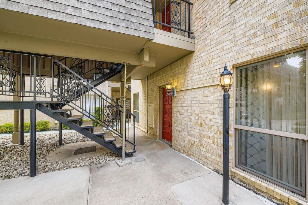 4320 Bellaire Drive S 125w, Fort Worth