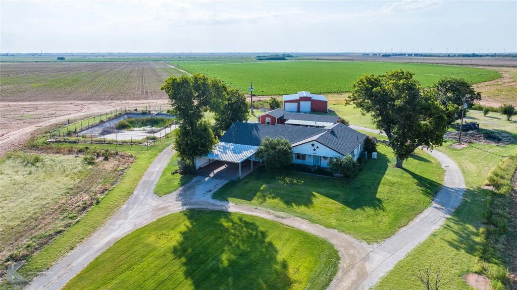 7495 E Tx-222 Highway, Munday