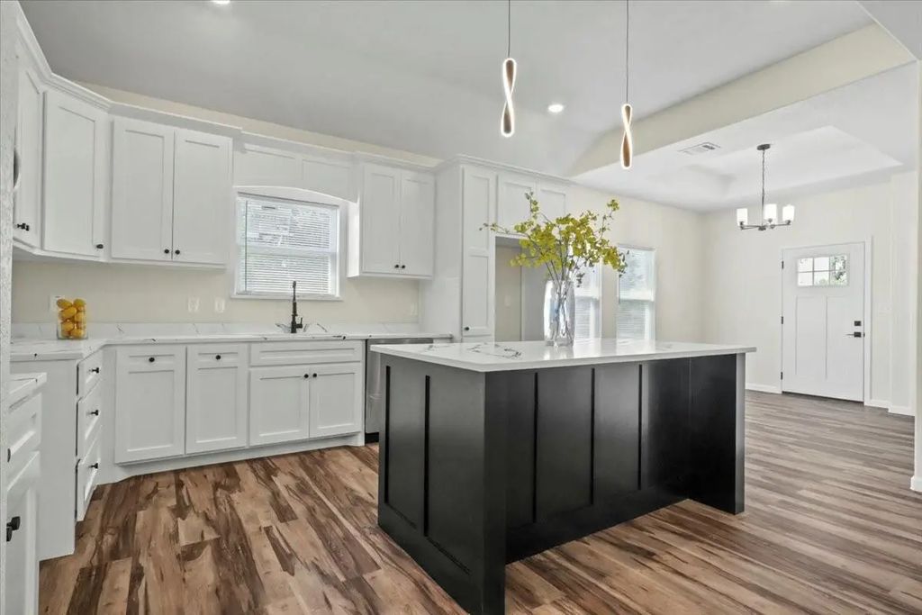 1408 S Edgewood Terrace, Fort Worth