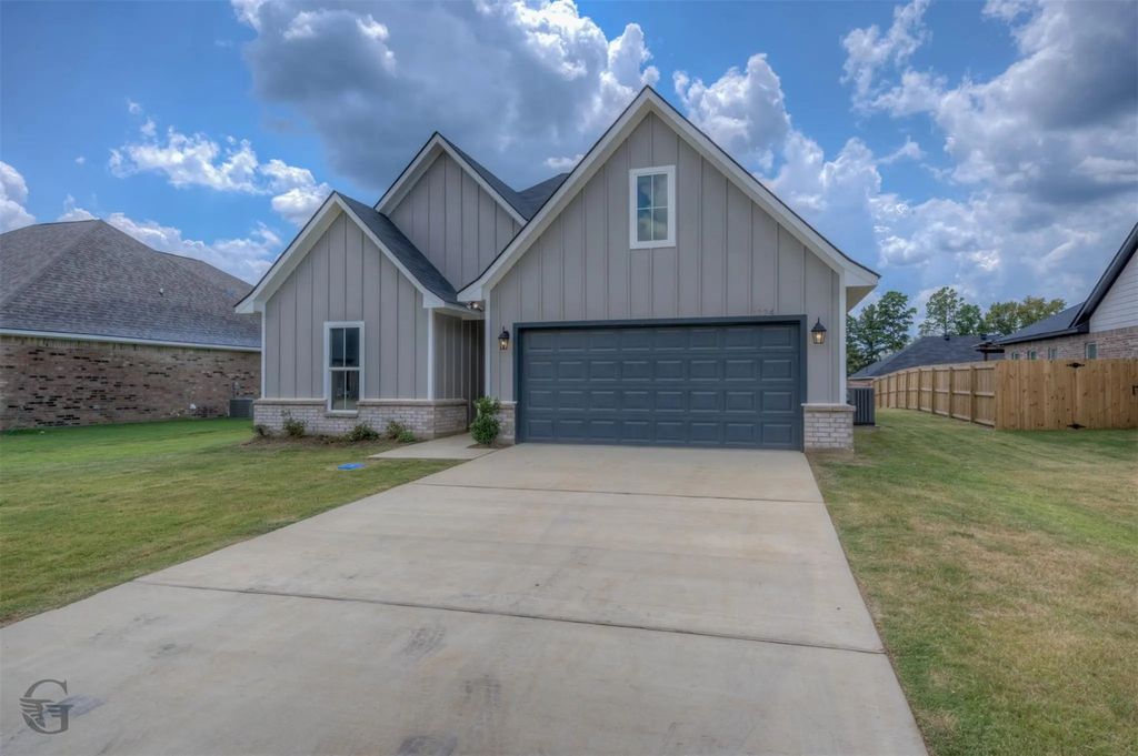 1224 Bayou Bay Court, Frierson