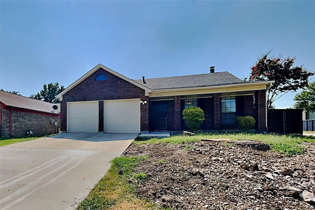 5133 Colonial Drive, Flower Mound