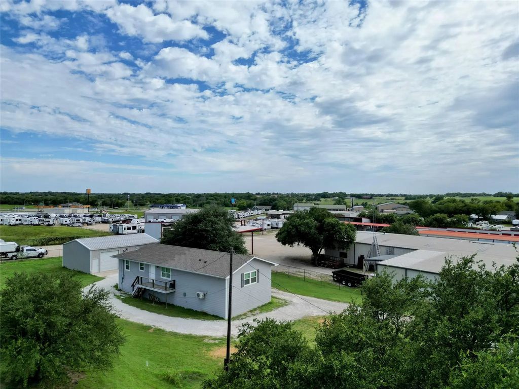 322 Lady Bird Road, Woodway