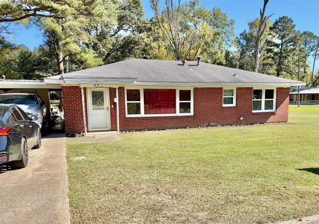 603 7th Street Se, Springhill