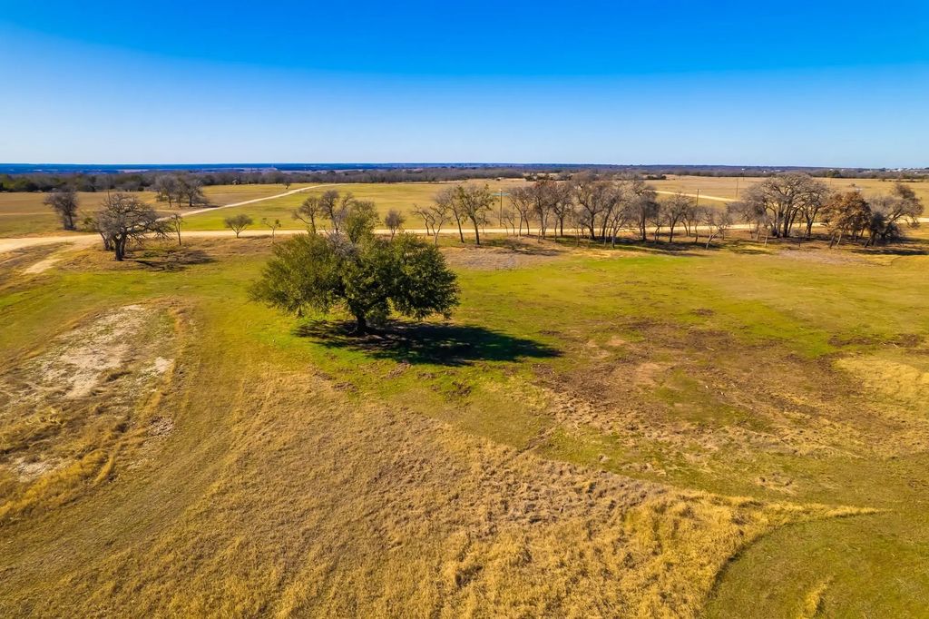 2705 Gospel Road, Tolar