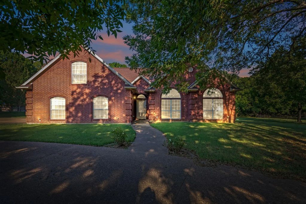 174 Scott Lane, Weatherford
