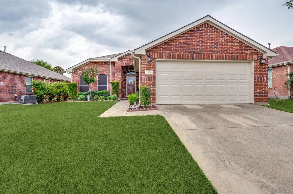 1934 Caddo Street, Little Elm