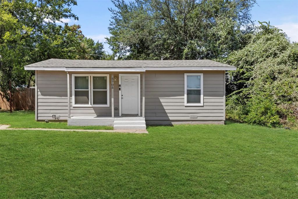 5705 Vesta Farley Road, Fort Worth