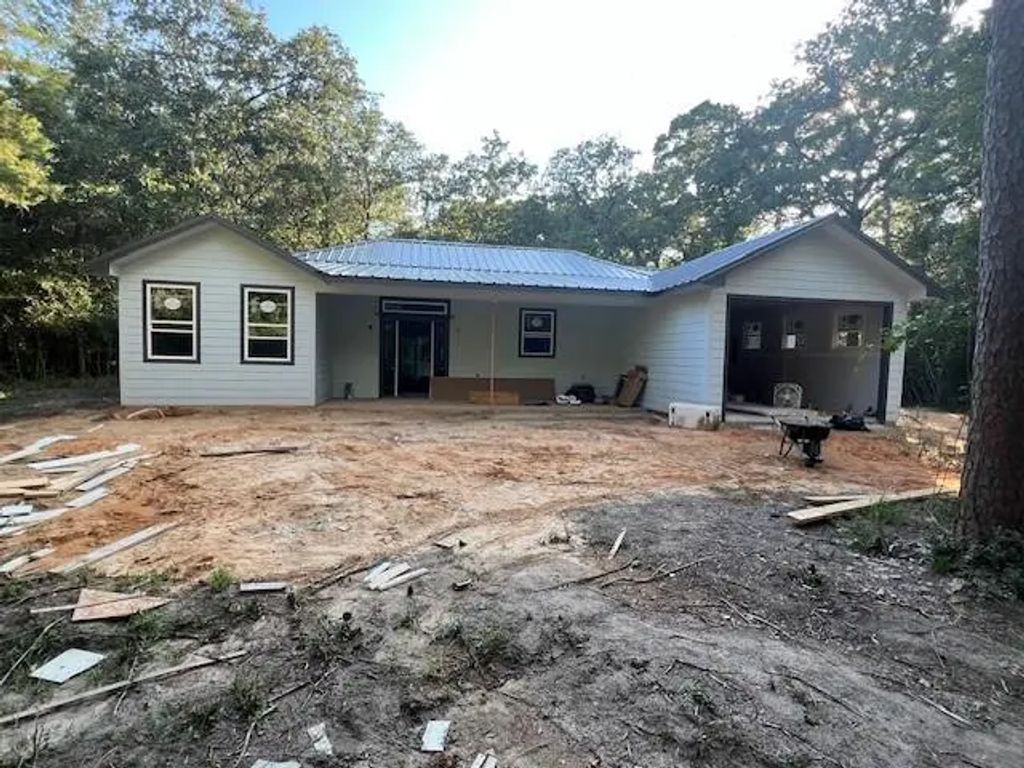 112 Valleywood Glen, Holly Lake Ranch