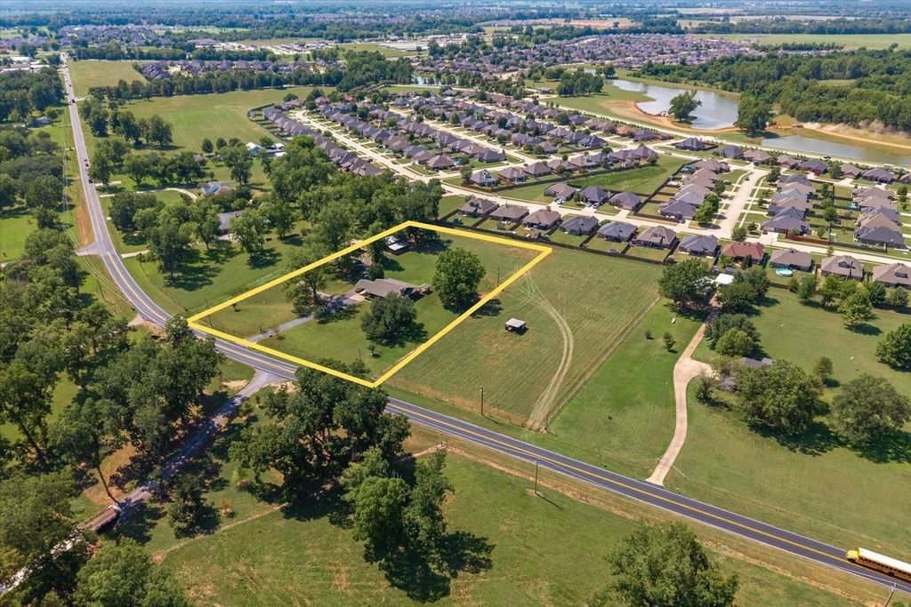 4938 Swan Lake Road, Bossier City