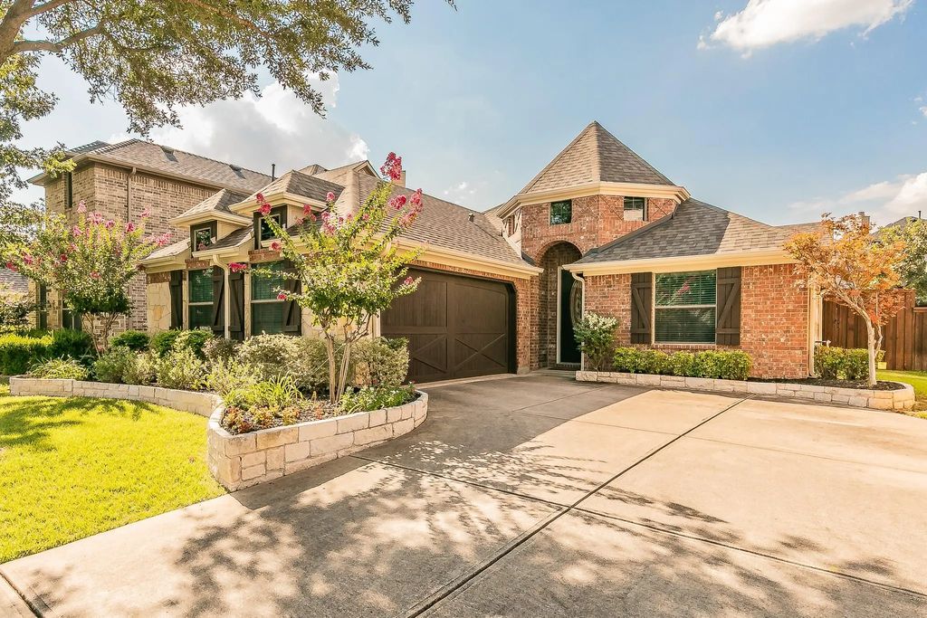 513 Eagle Glen Lane, Keller