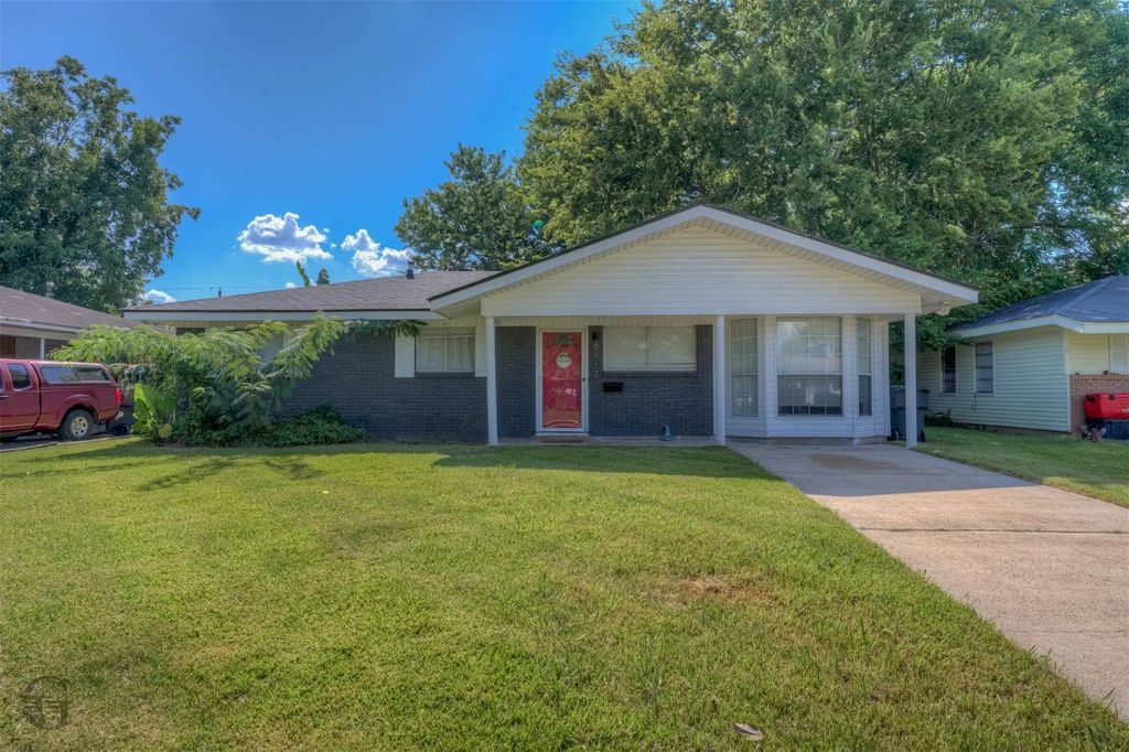 1817 Pollyanna Street, Bossier City