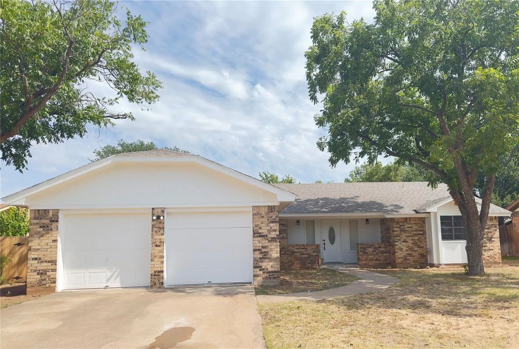 1334 Squires, Abilene