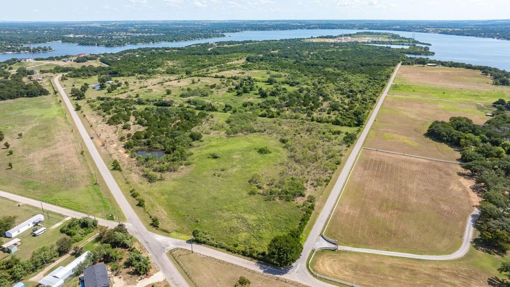 3601 Power Plant Court, Granbury