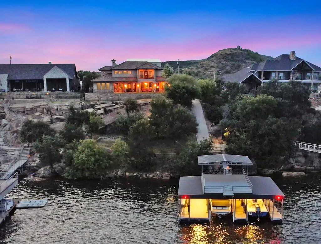 5407 Edgewater, Possum Kingdom Lake
