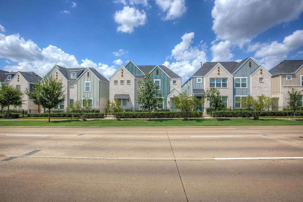 7672 Resting Mews, North Richland Hills