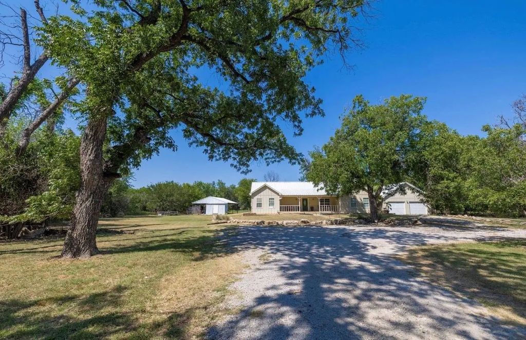 3000 4th Street, Brownwood