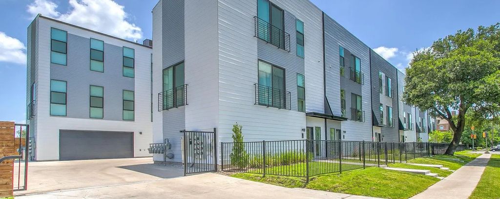 4905 Live Oak Street G, Dallas