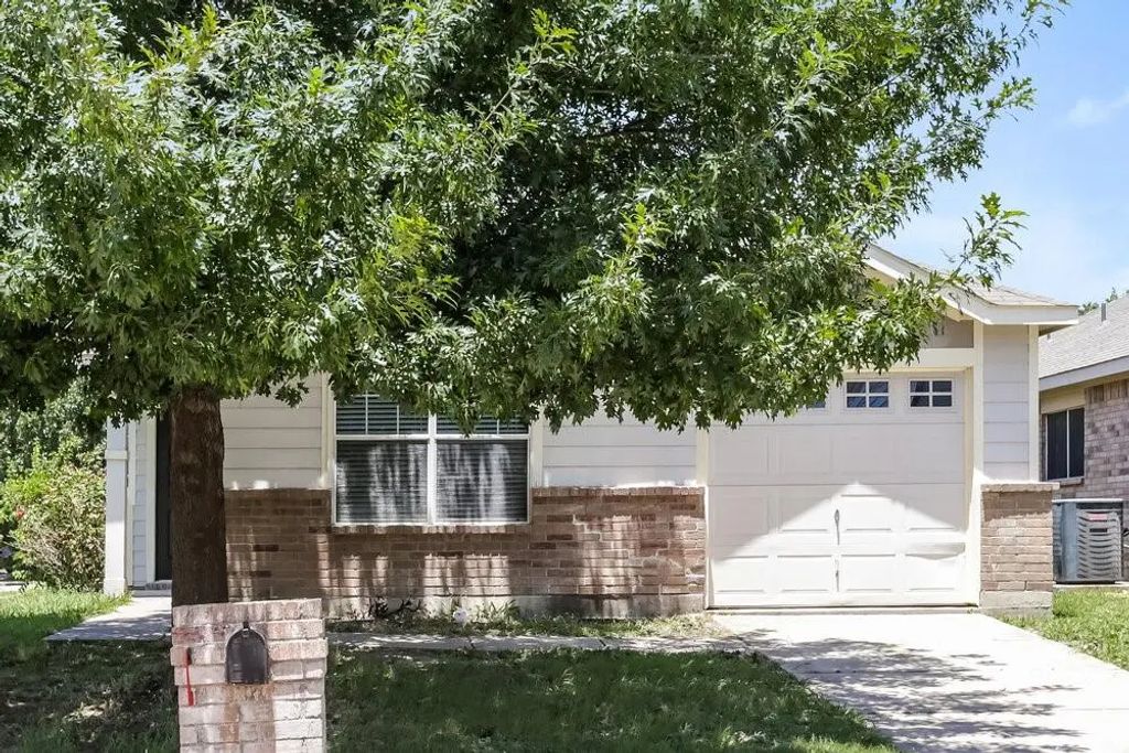 1303 Macaw Court, Dallas