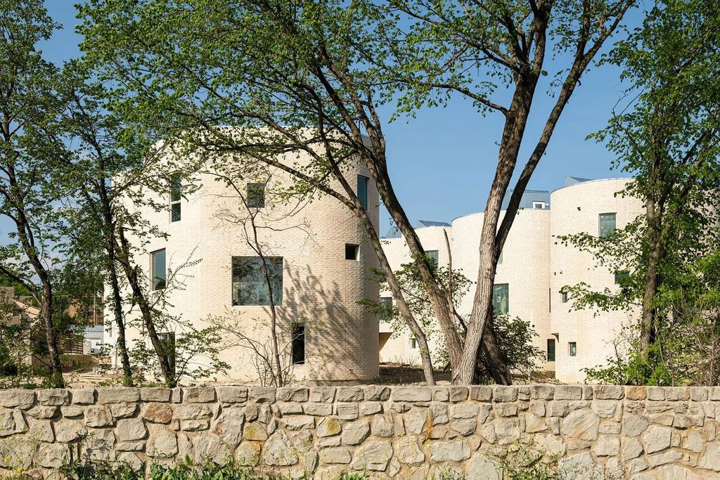 304 Blackland Court, Dallas