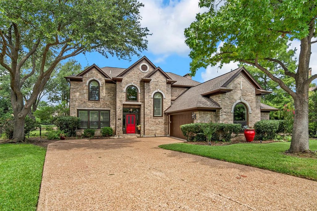 323 Shorewood Court, Coppell