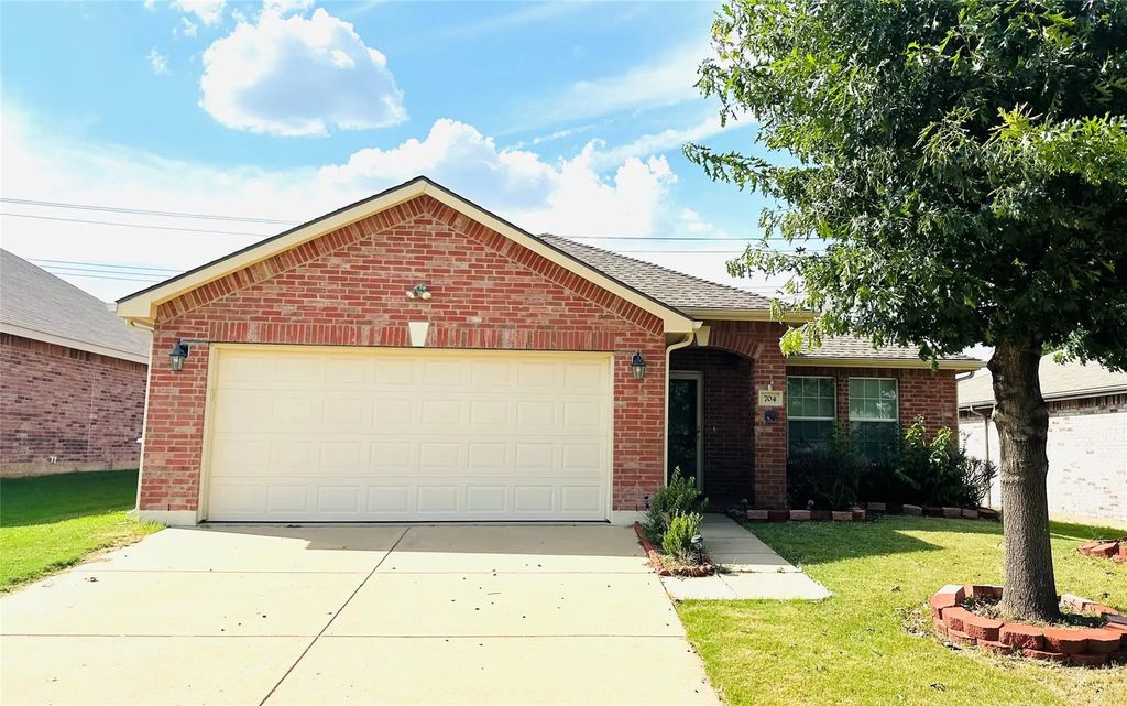 704 White Fields Way, Arlington