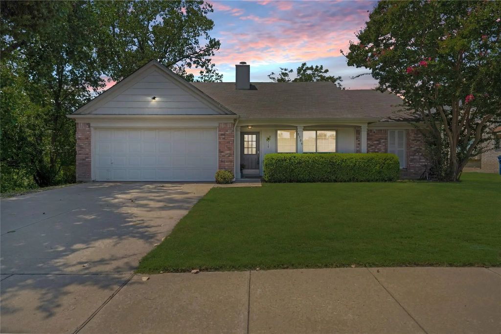 8309 Spinnaker Cove, Rowlett