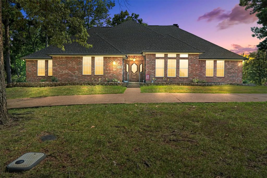 18061 Blackfoot Drive, Lindale