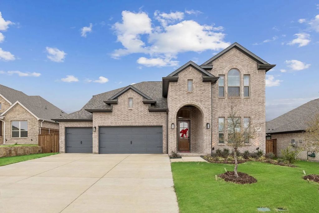 729 Carriage Hill Road, Midlothian