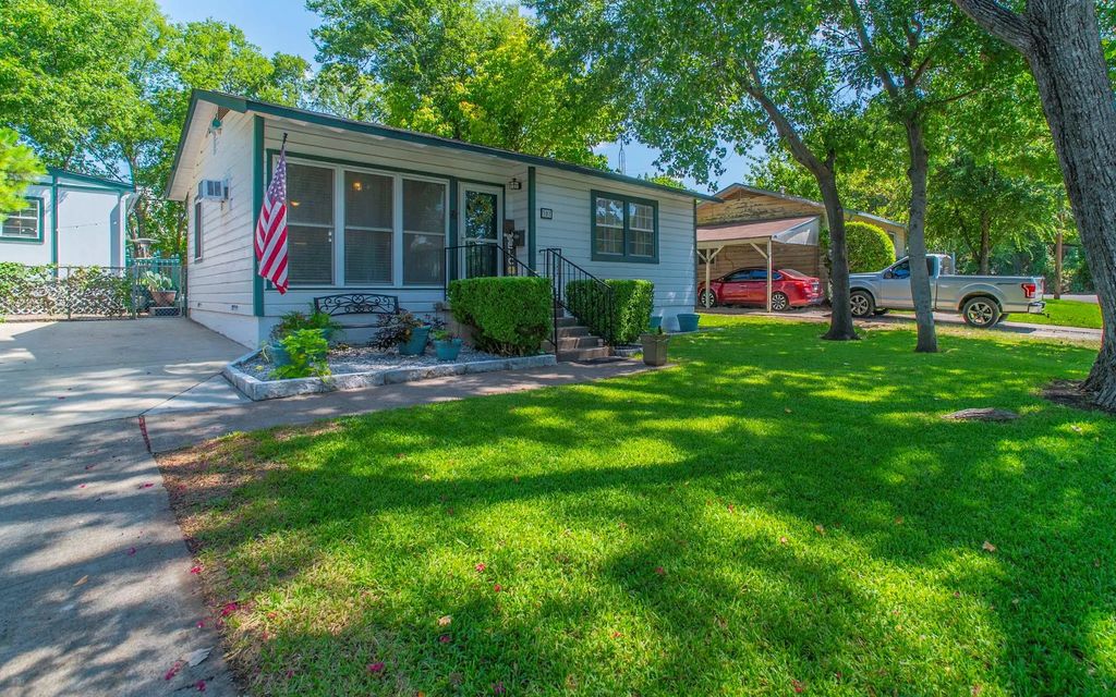 307 Blossom Drive, Duncanville