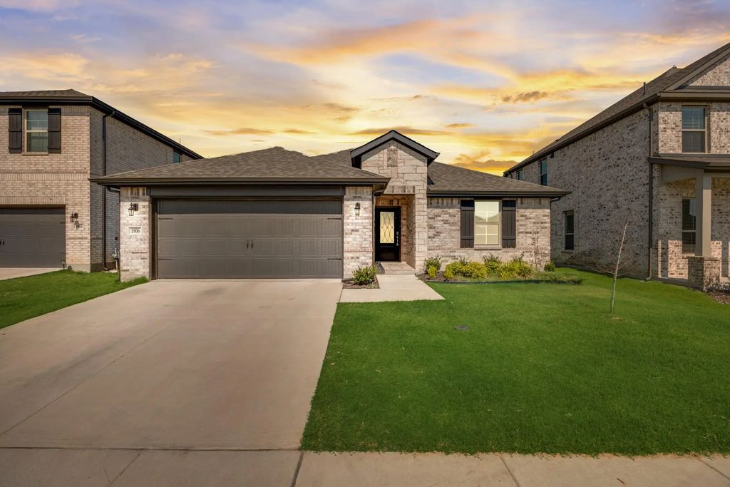 1906 Sandpiper Way, Princeton
