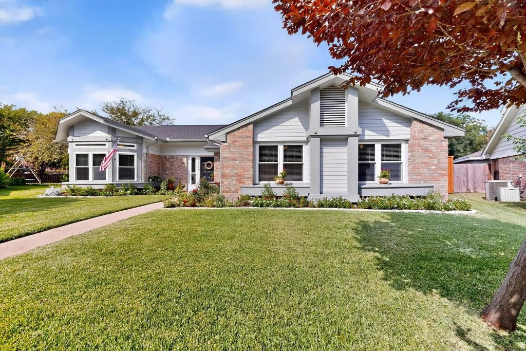 6006 Ponderosa Trail Court, Garland