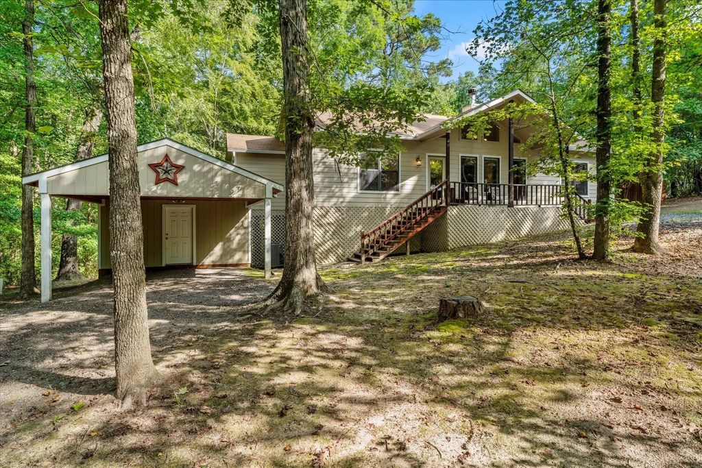 211 Butternut Glen, Holly Lake Ranch