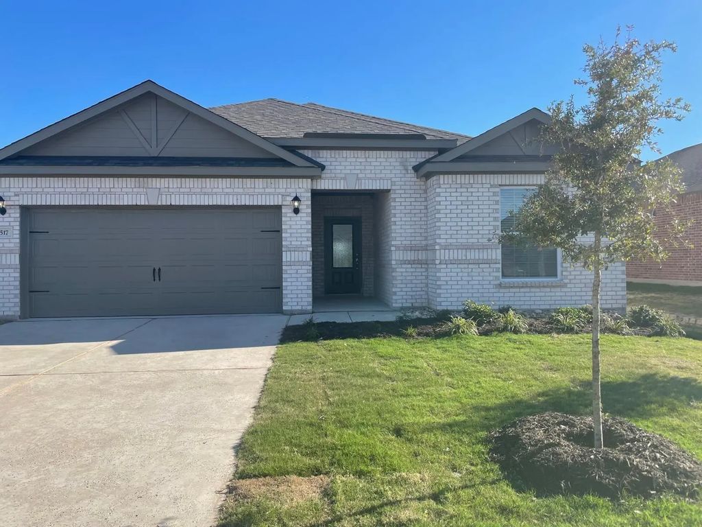 517 Harbor Oaks Drive, Anna