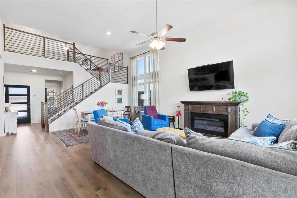 744 Lightheart Lane, Lavon