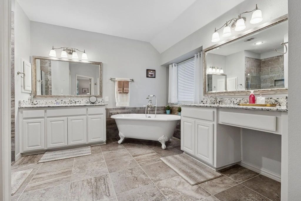 2323 Everton Drive, Arlington