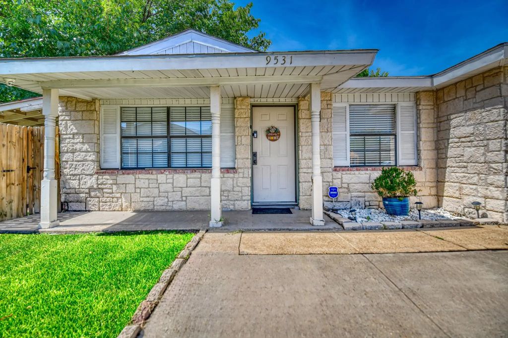 9531 Culberson Street, Dallas