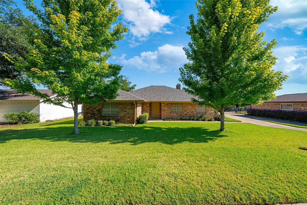 4458 Fiesta Street, Fort Worth