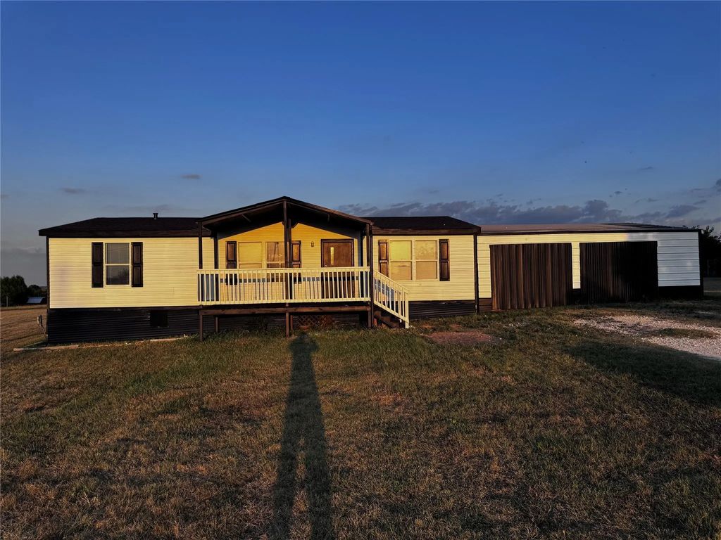 9204 Oklahoma Street, Joshua