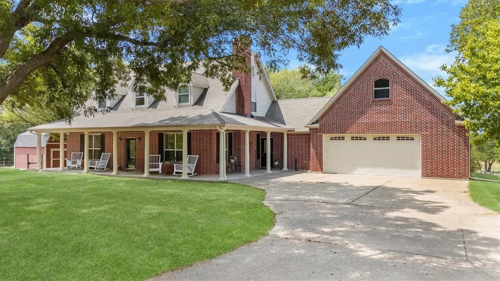 250 County Road 557, Farmersville