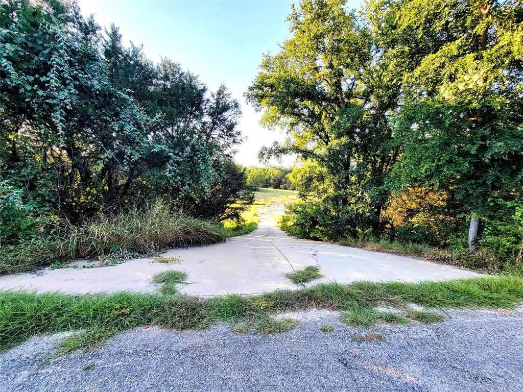 2444 Hermosa Hills Court, Granbury