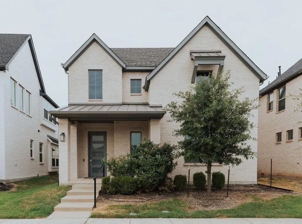 989 Sprangletop Street, Allen