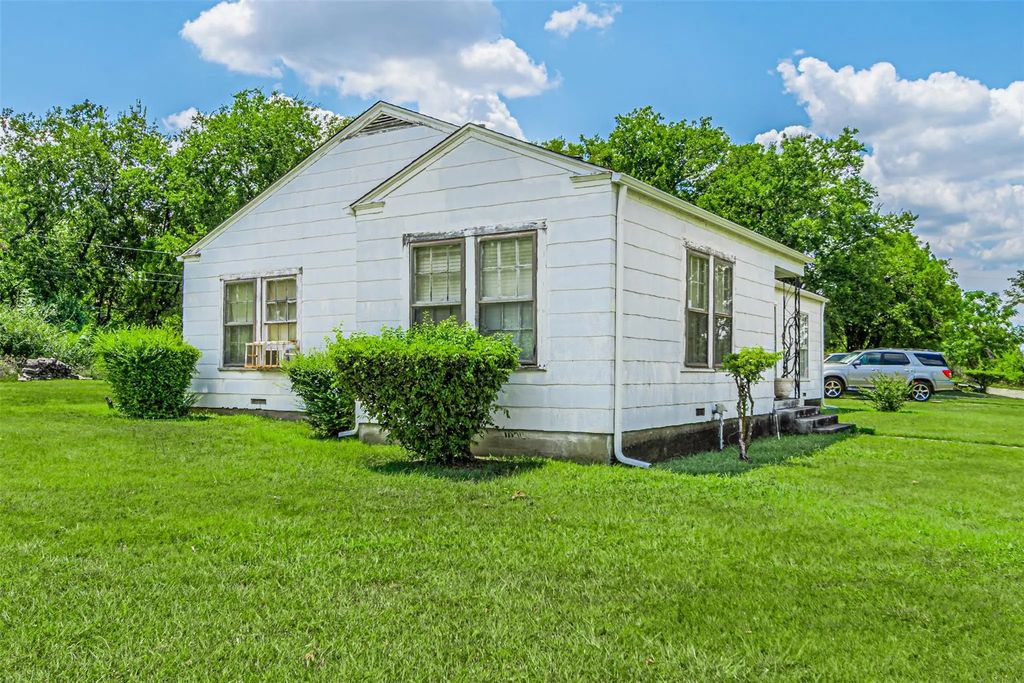 2524 Fairway Drive, Fort Worth