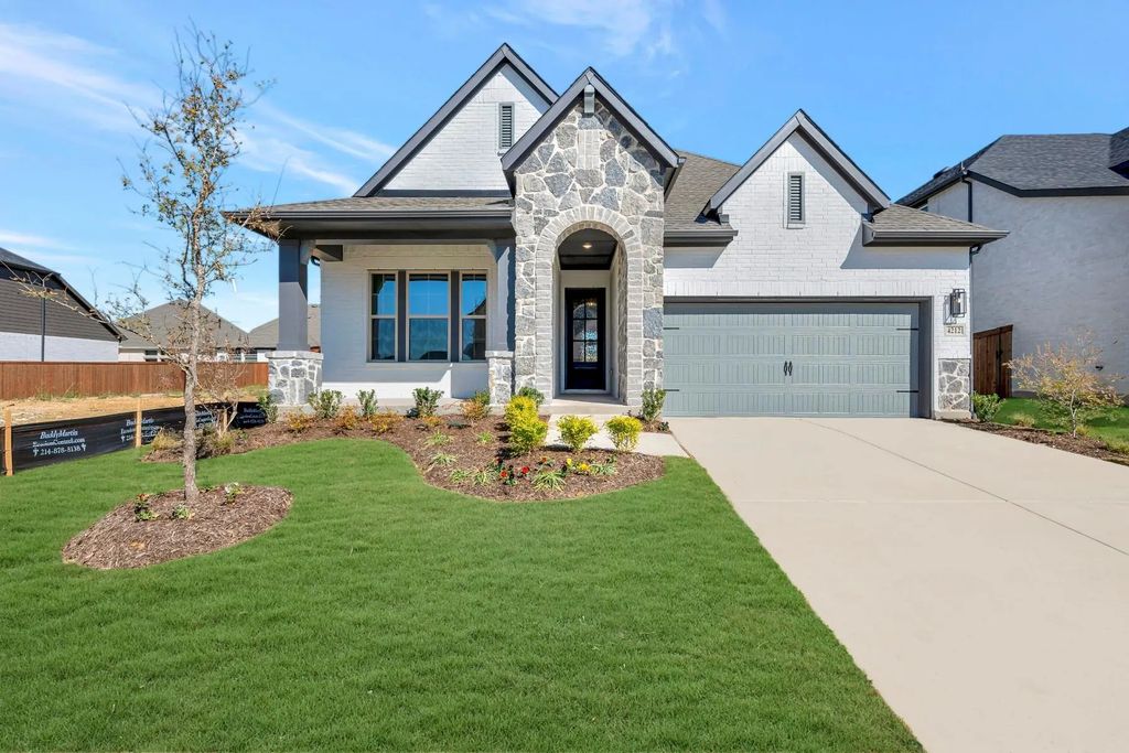 4212 Silver Spur Court, Aubrey