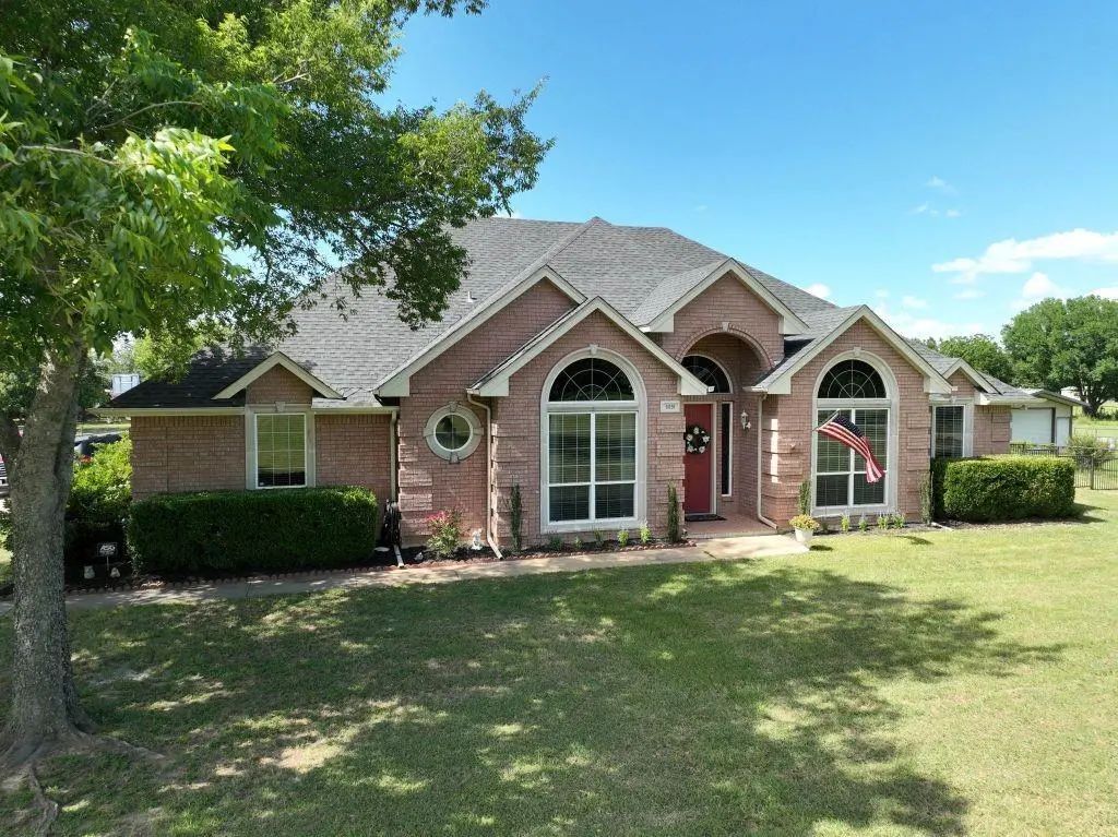 6091 Davis Road, Fort Worth