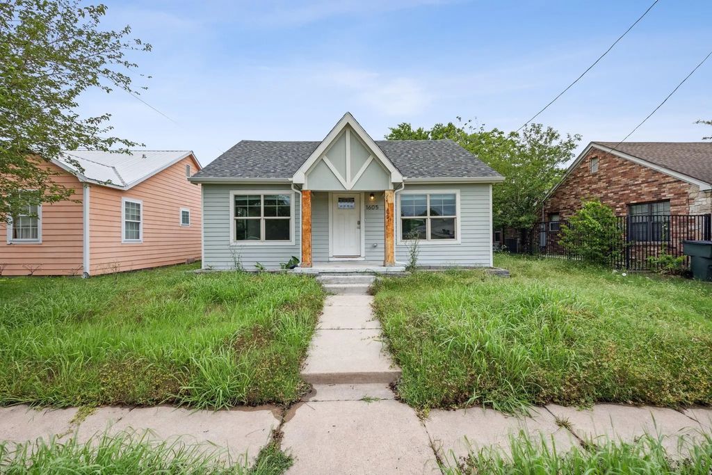 1605 Walnut Street, Sherman