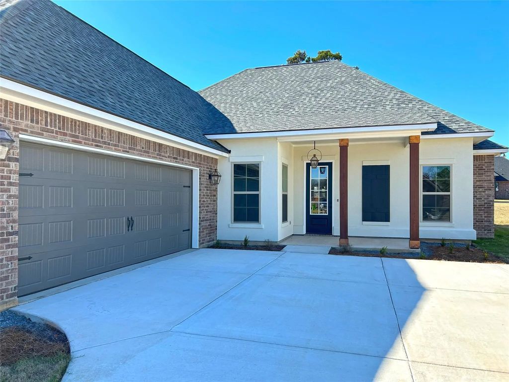 405 Merestone Crossing, Benton